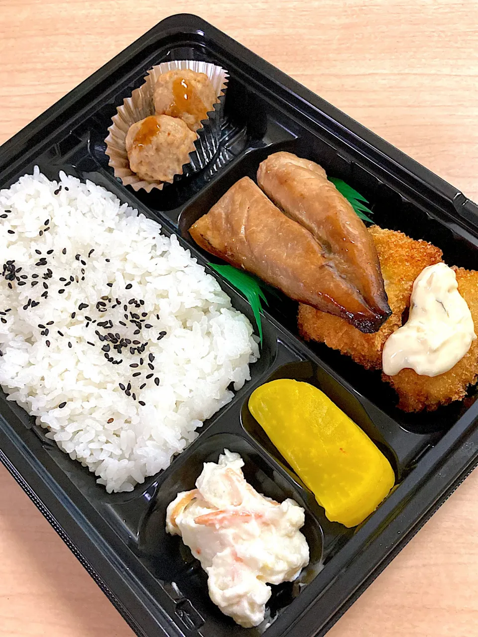 サバみりん 日替り弁当|かよさん