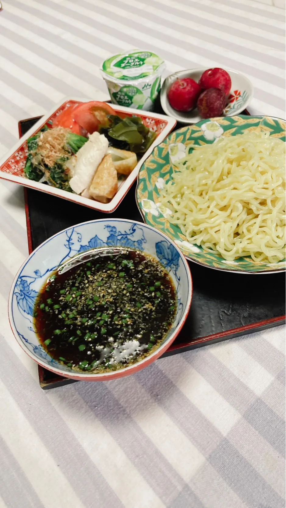 grandmaの晩ごはん☆ 今夜はほうれん草と有り合わせ…ザルラーメンで頂きます|kaoriさん