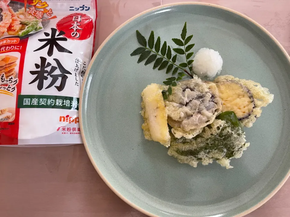 Snapdishの料理写真:米粉でサクサク天ぷら|アッキーママさん