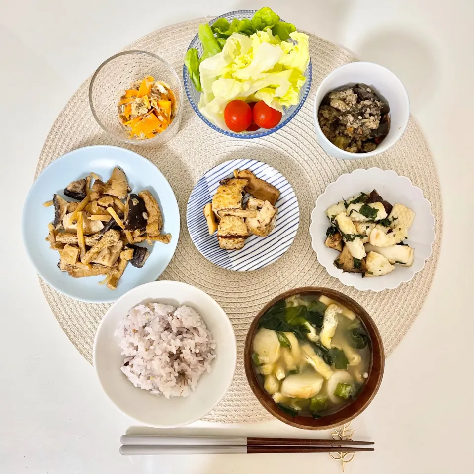 Snapdishの料理写真:たけのことしいたけと油揚げの炒め物|ranさん