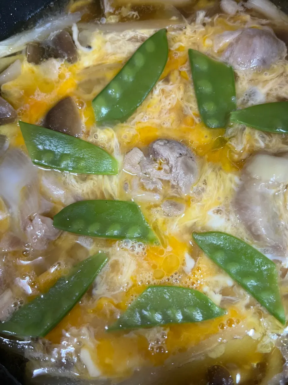 とろけるチーズ🧀が入った親子丼|きくさん