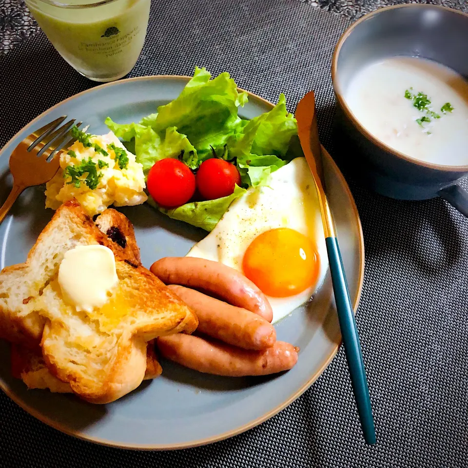 Snapdishの料理写真:今日のブランチ☔️|ユミさん