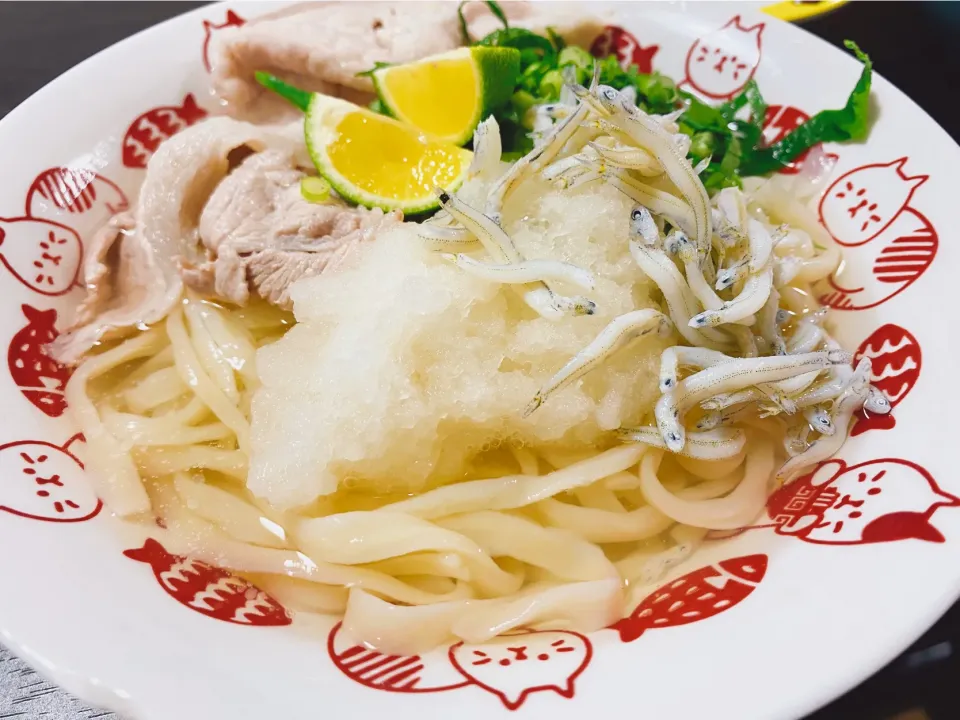 Snapdishの料理写真:いりこと昆布の水沢おろしうどん|ゆんこさん