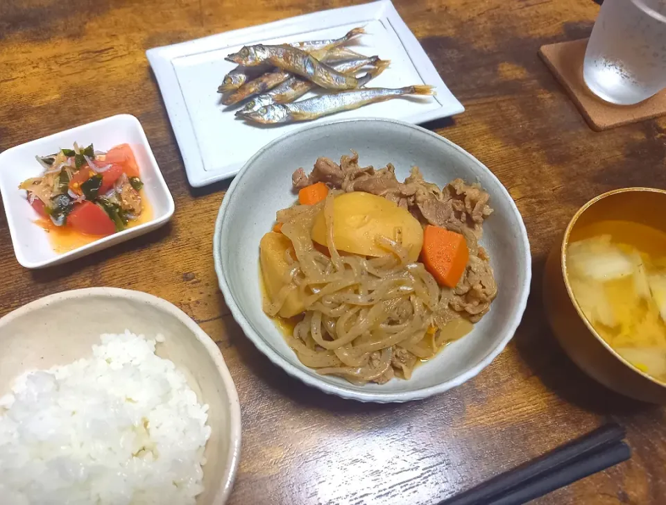 ・肉じゃが
・ししゃも
・トマトの酢の物
・白菜のみそ汁|ちりさん