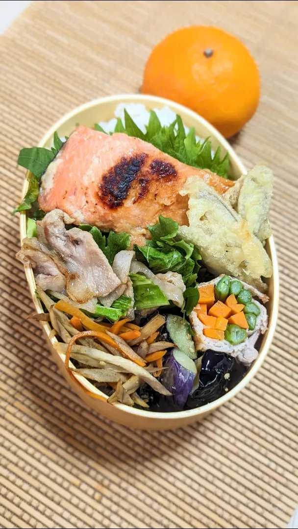 Snapdishの料理写真:本日のお弁当〜鮭の西京焼弁当〜|f.1125beさん