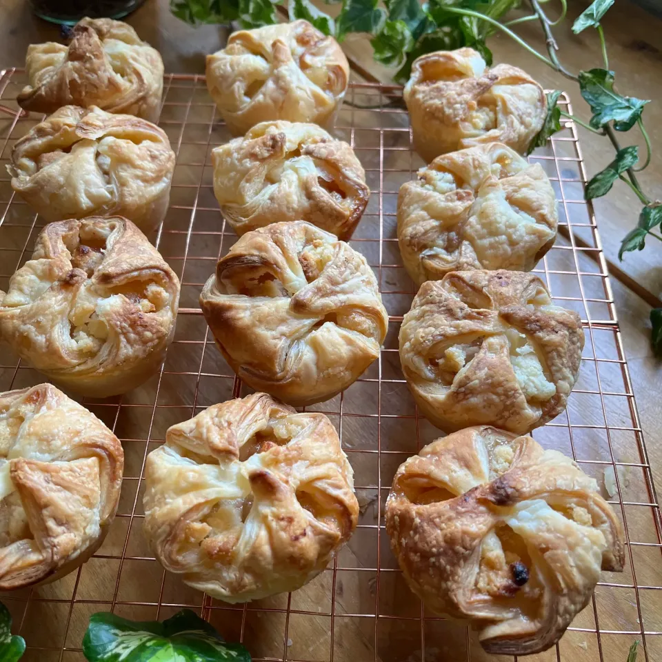 🍎🍏マフィン型で焼く おひとり様サイズのクランブルアップルパイ🍎🍏|Hollyさん