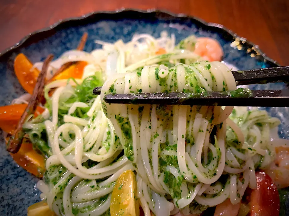 パクチー素麺|半田手延べそうめんの店 阿波や壱兆さん