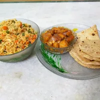 Snapdishの料理写真:Fried Rice, Roti and Babycorn Manchurian|Harismita Kさん