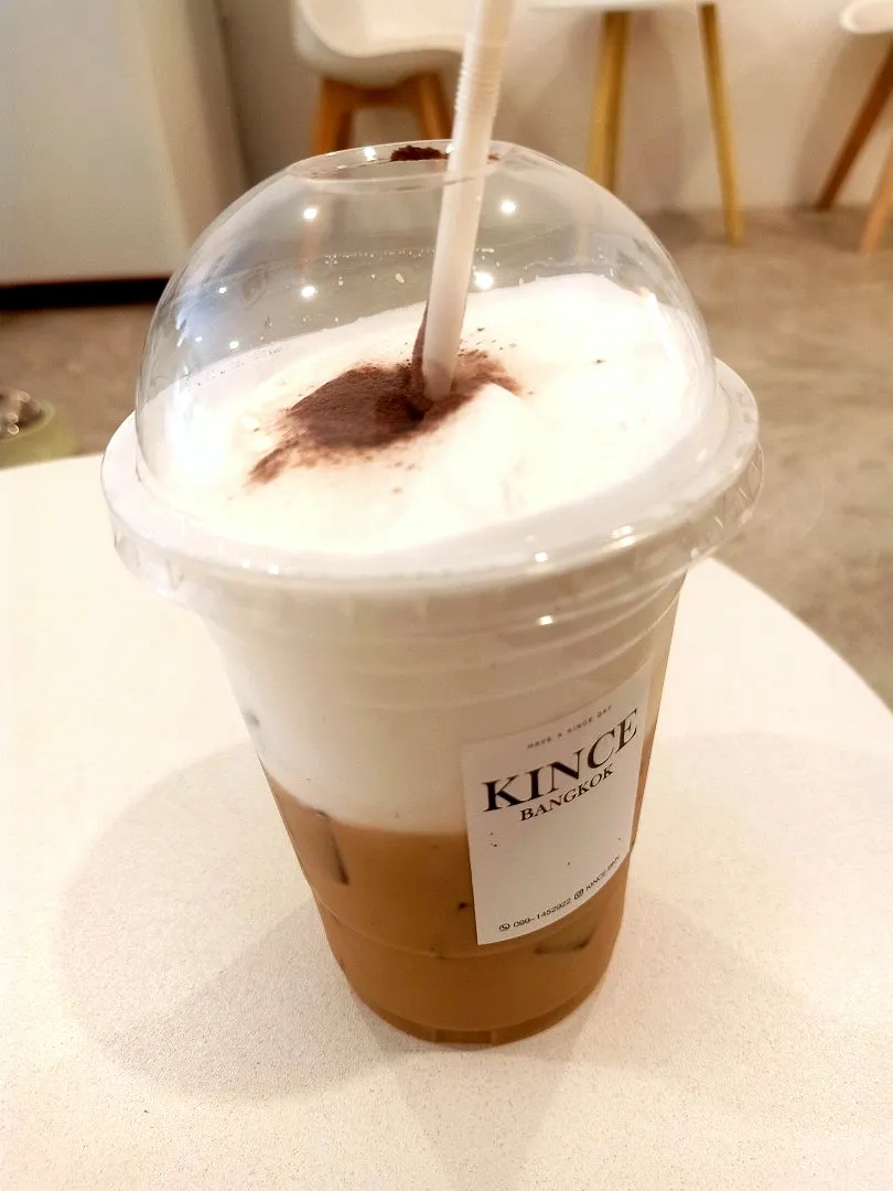 Iced Cappuccino 🧊☕🥤
...
...
My Life Can't Live w/o Coffee 🥰|An'leeさん