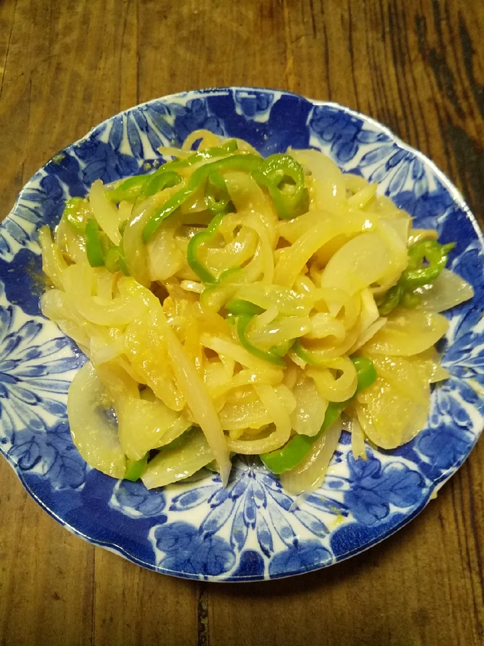 福耳唐辛子と玉ねぎ酒粕醤油炒め|由紀子さん