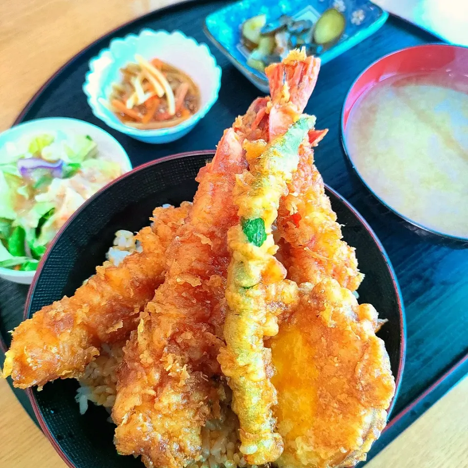 海老🦐天丼定食|ファンメイ🌺さん