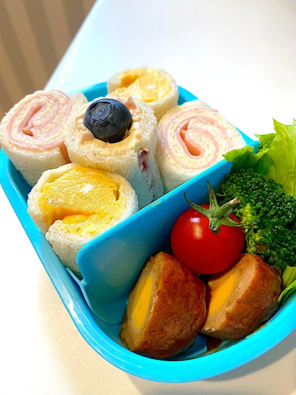 ロールサンドイッチ弁当|しばざきまりさん