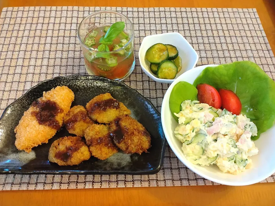 ☆カツ盛合わせ
☆ポテトサラダ
☆ゼリー寄せ
☆キムチ|chikakoさん