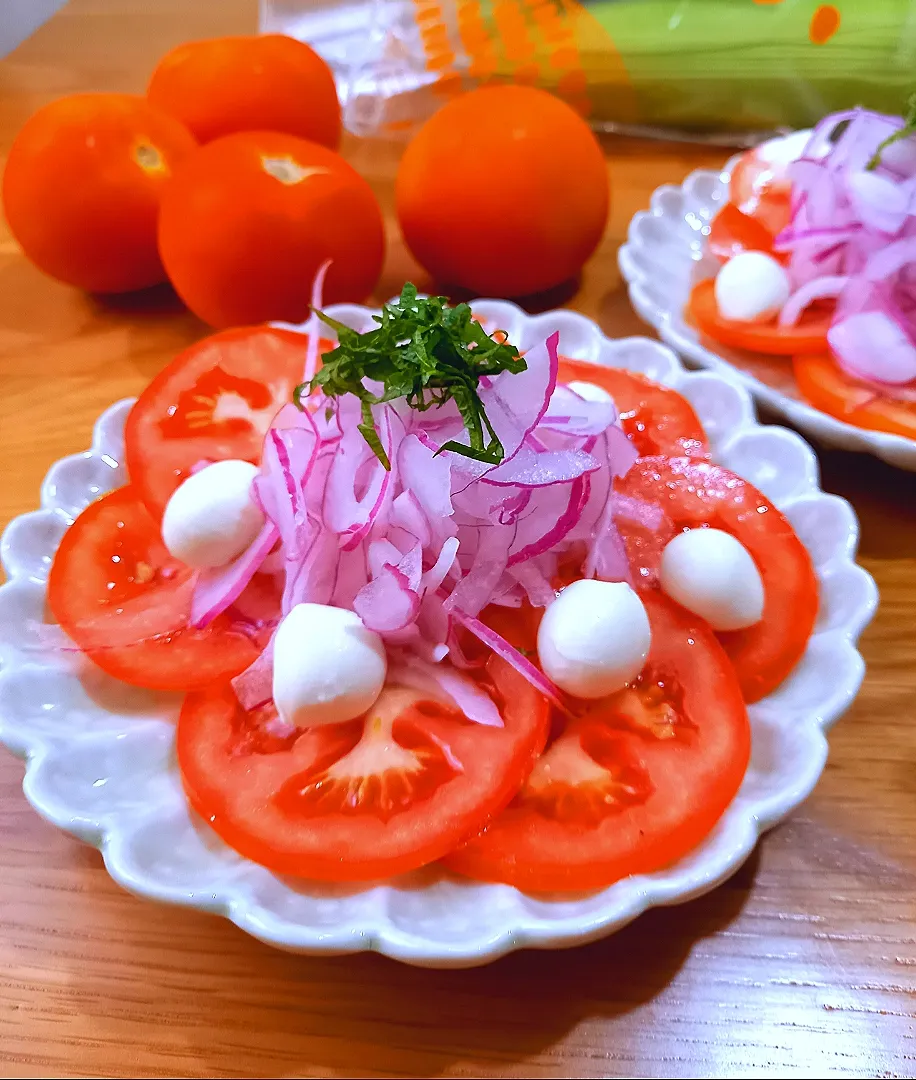 トマト農園の🍅でサラダ|ナオミさん