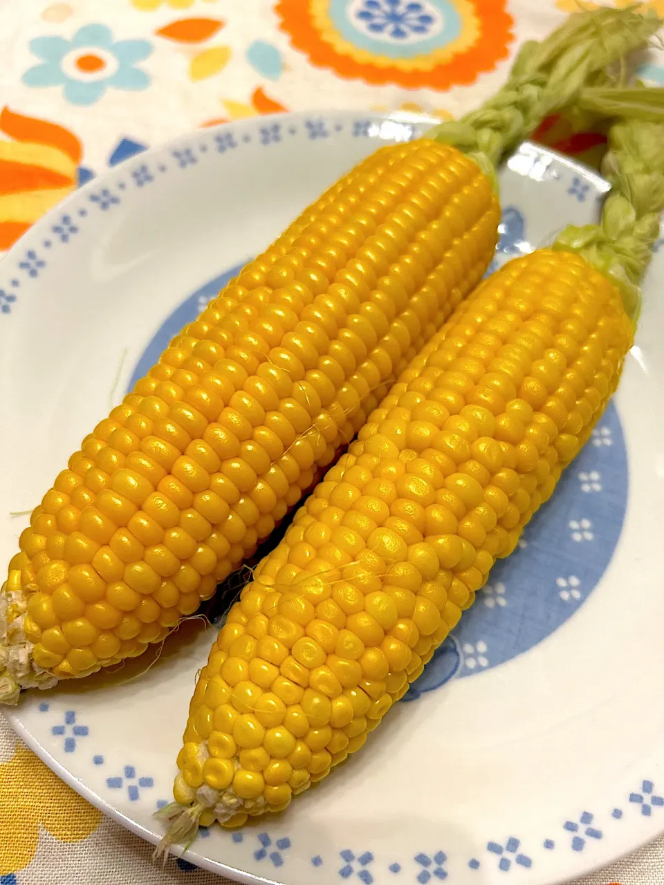 Snapdishの料理写真:レンチン🌽とうもろこし|こずりんさん