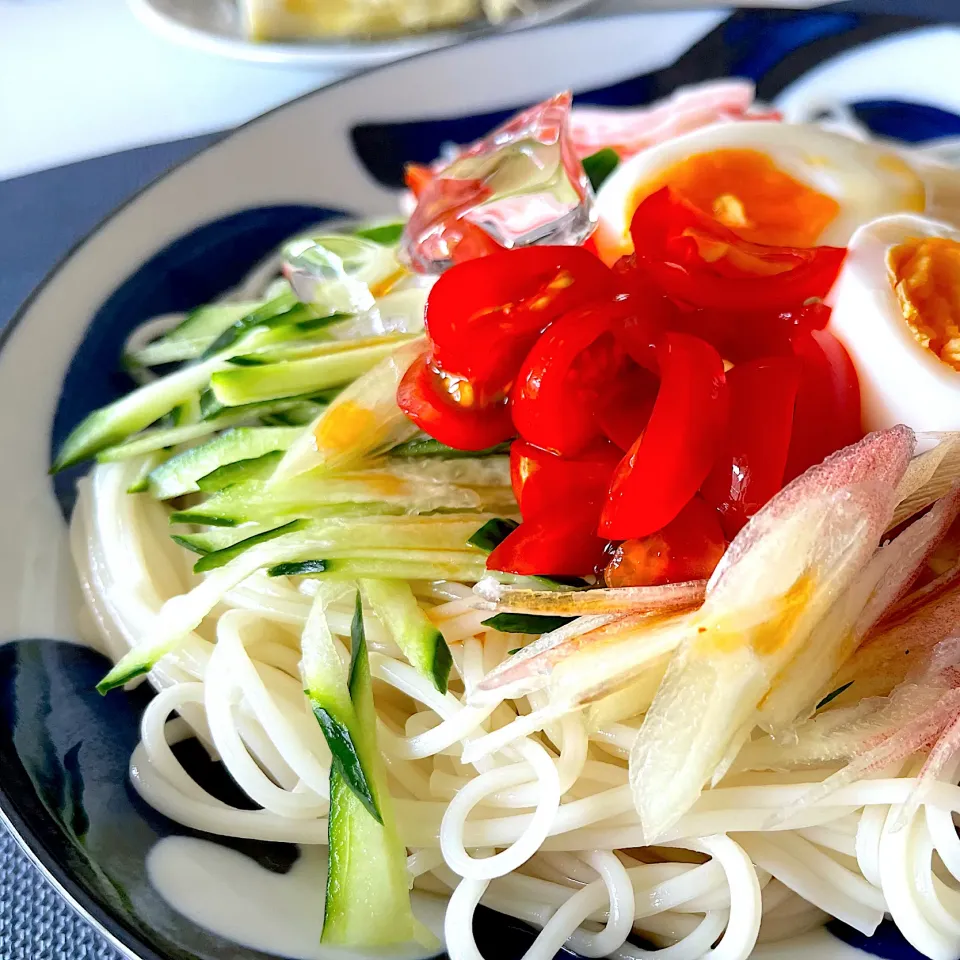 トマト出汁の冷やし半田そうめん (๑˃̵ᴗ˂̵)و|bamazooさん