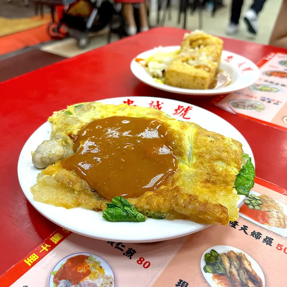 Fried egg with baby oysters|skyblueさん