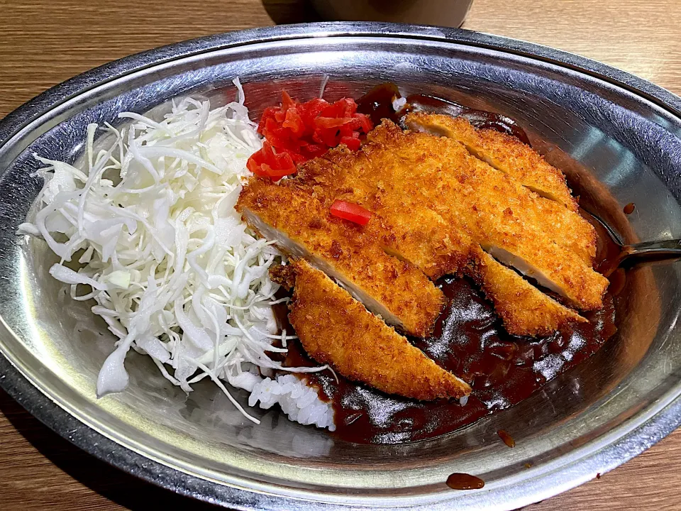 チキンカツカレー(ライス少)|しのぶさん