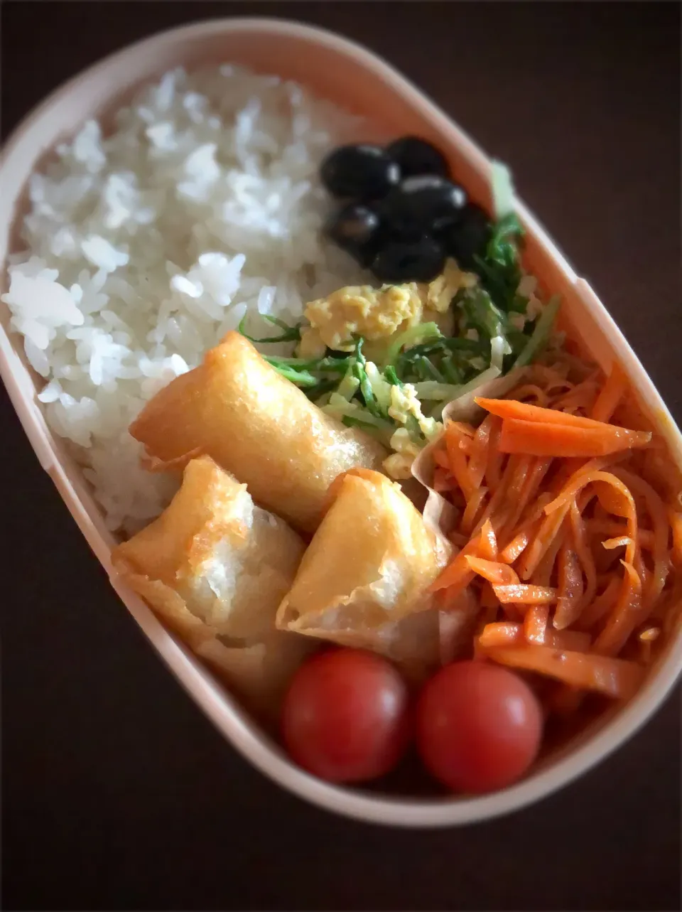 Snapdishの料理写真:お弁当47日目　春巻　にんじんの出汁炒め|mmmさん