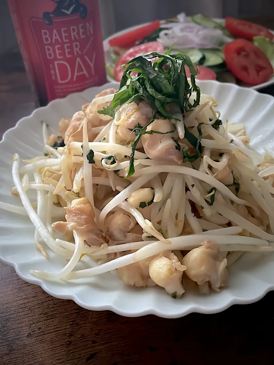 まりおさんの料理 鶏ひざ軟骨ともやしの青じそ炒め|とんちんさん