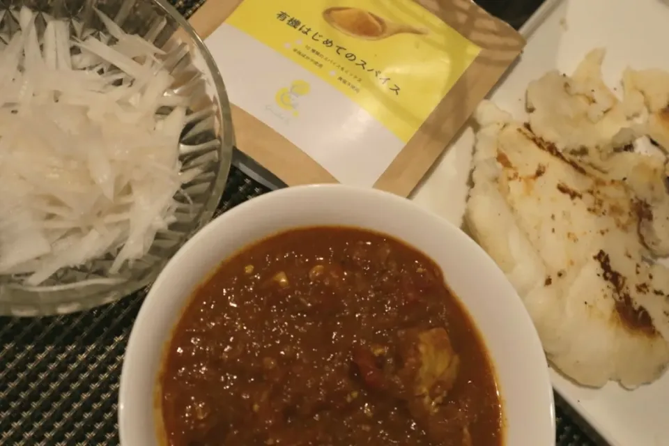 チキンカレーと米粉deナン|sakura.anninさん