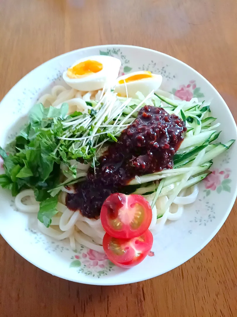 ジャージャー麺🌿|はるchanさん