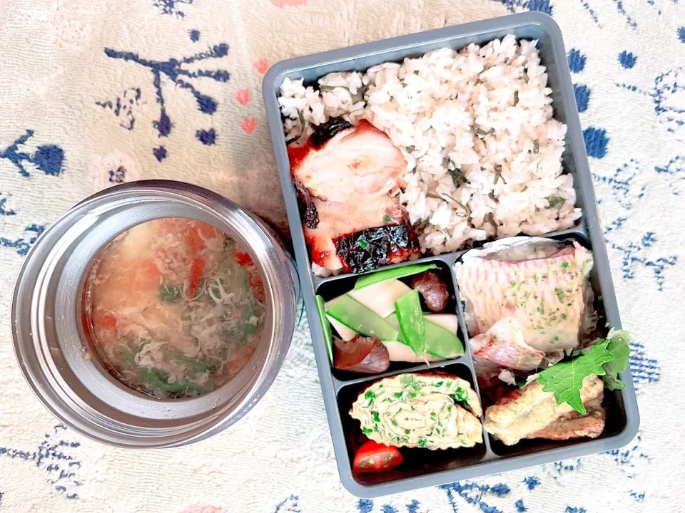 Snapdishの料理写真:いとよりの蒸しもののお弁当|とぴさん