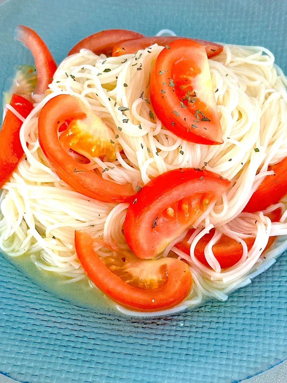 Snapdishの料理写真:そうめんの冷製パスタ風。|makosukefreaksさん