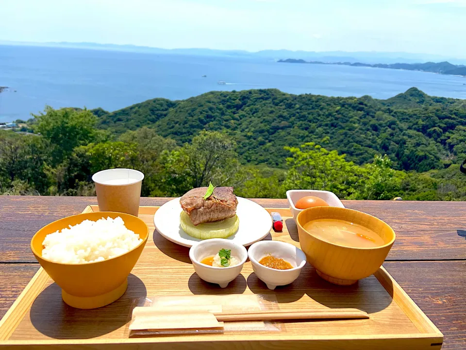 淡路牛バーグと素敵な景色|AHさん