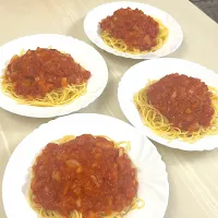 Snapdishの料理写真:トマトソースパスタ|愛理さん