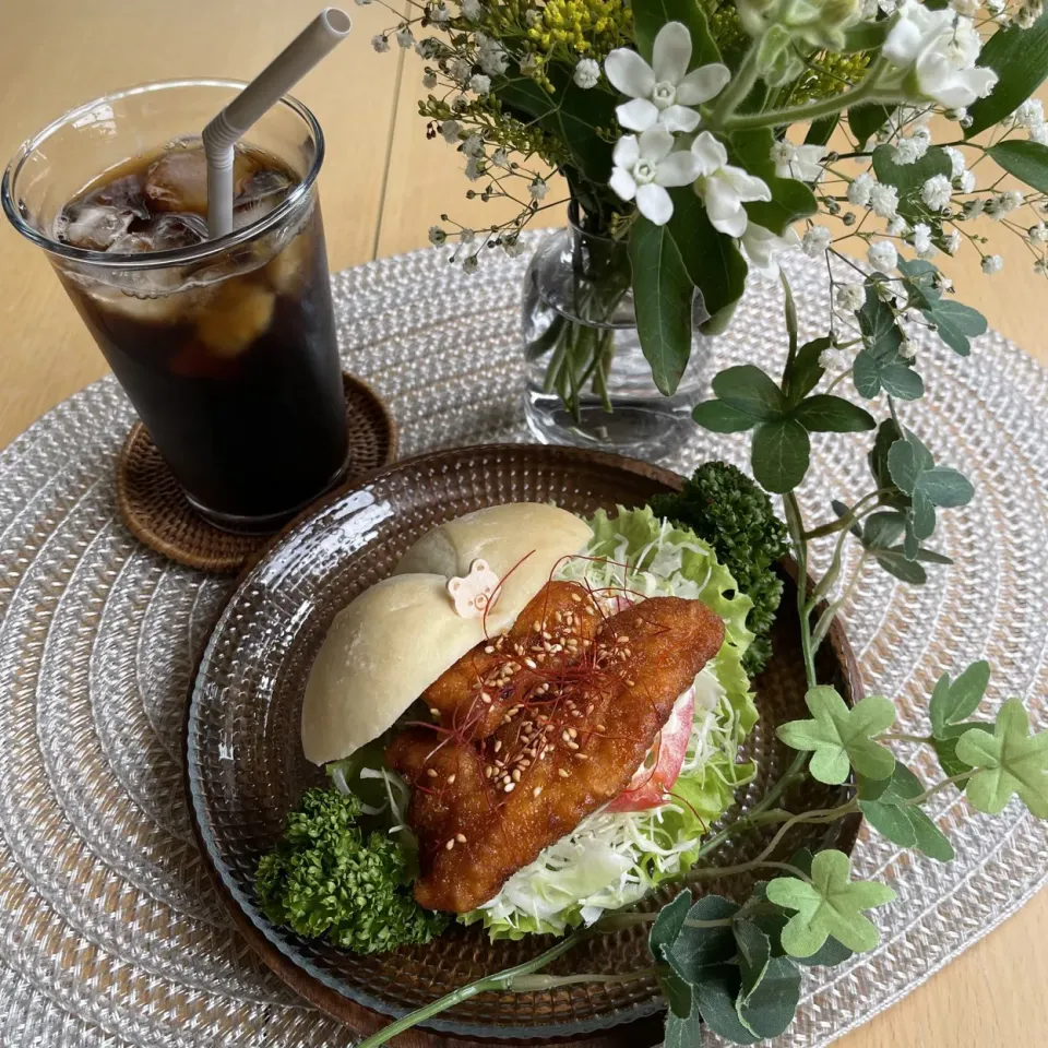 7/9❤︎甘辛ささみカツサンド🌱
娘の用事で出かけるため早ランチ|Makinsさん