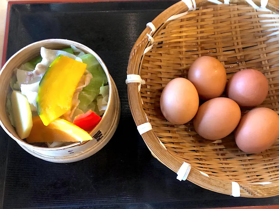 鎌蒸し屋 温泉卵🥚&蒸し野菜|fumiさん