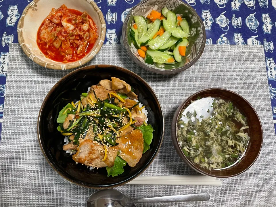 スタミナ豚丼と海苔たまごのお吸い物|mettiさん