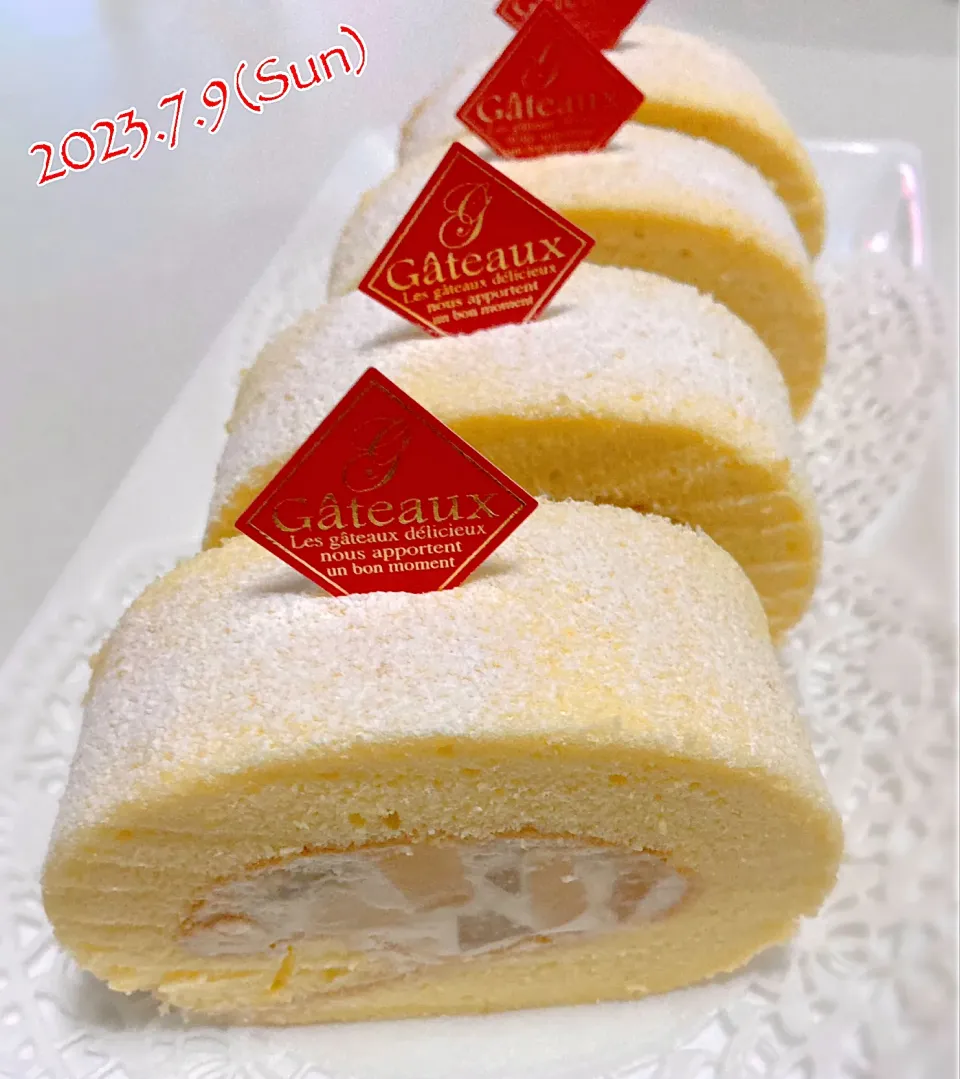 白桃入り紅茶クリームのロールケーキ|*seiko*さん