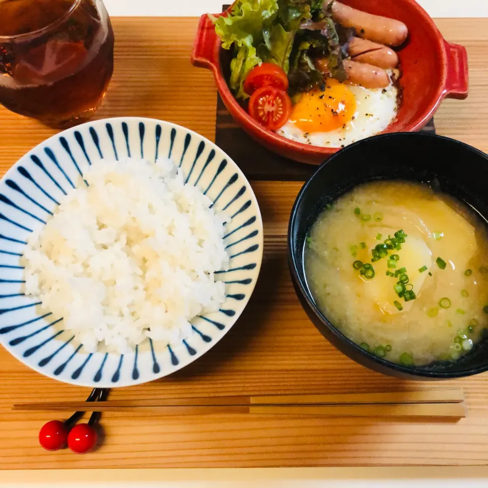 朝ごはん☔️⚡️|ユミさん