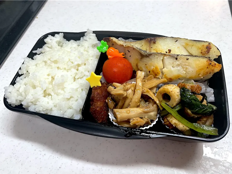 7/10 彼氏弁当⁂白身魚のバジルソテー弁当|ゆさん