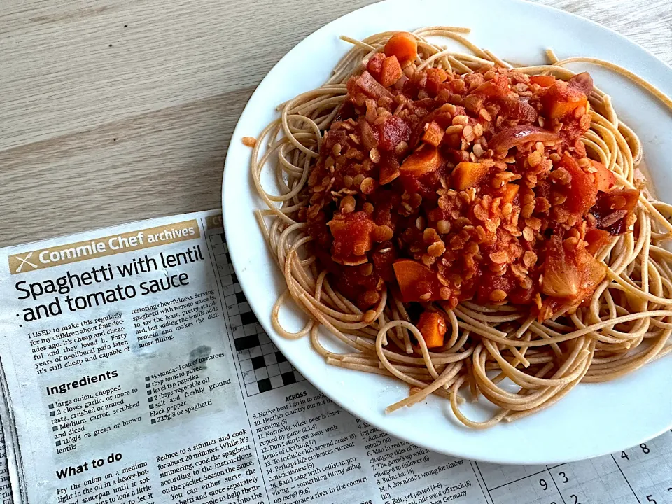 Spaghetti with lentil & tomato sauce (Morning Star’s Commie Chef recipe)|Nick Hiderさん