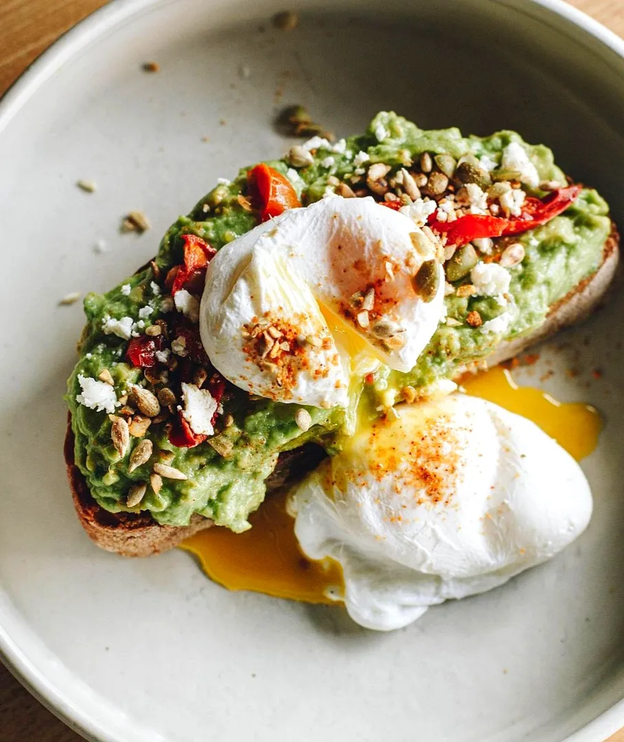 Avocado Toastie & Poached Eggs 🥚🥑🍞🤤|An'leeさん