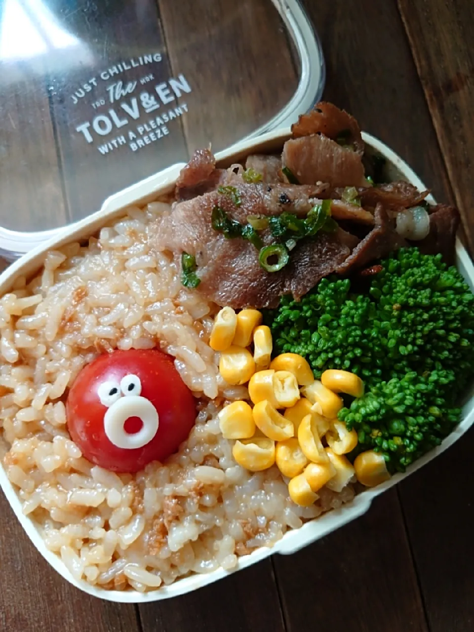 漢の…次女用🍱そぼろご飯とネギ塩豚焼肉弁当|ᵏᵒᵘさん