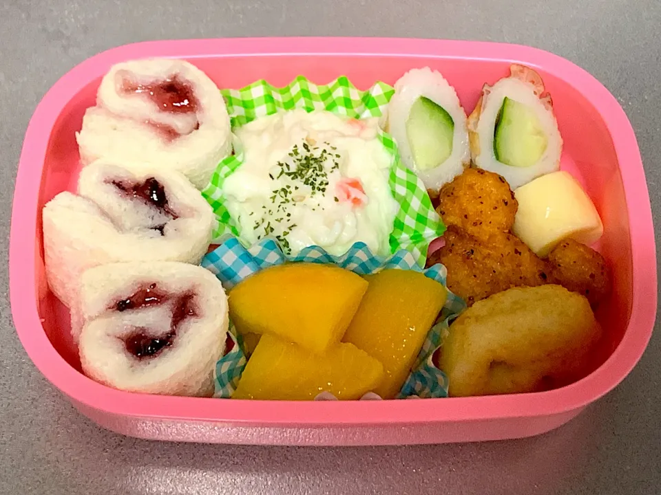 Snapdishの料理写真:くるくるサンド弁当|かぬままさん