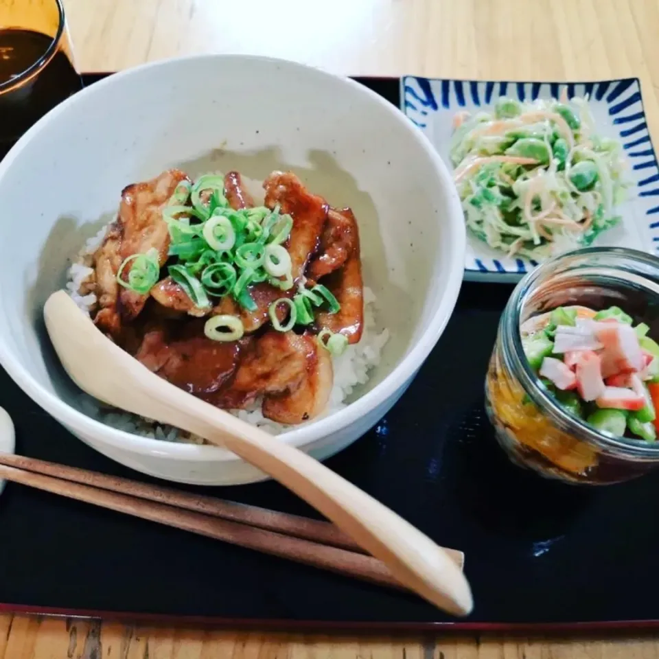 北海道ﾌｪｱ　豚ﾊﾞﾗ丼|みきやんさん