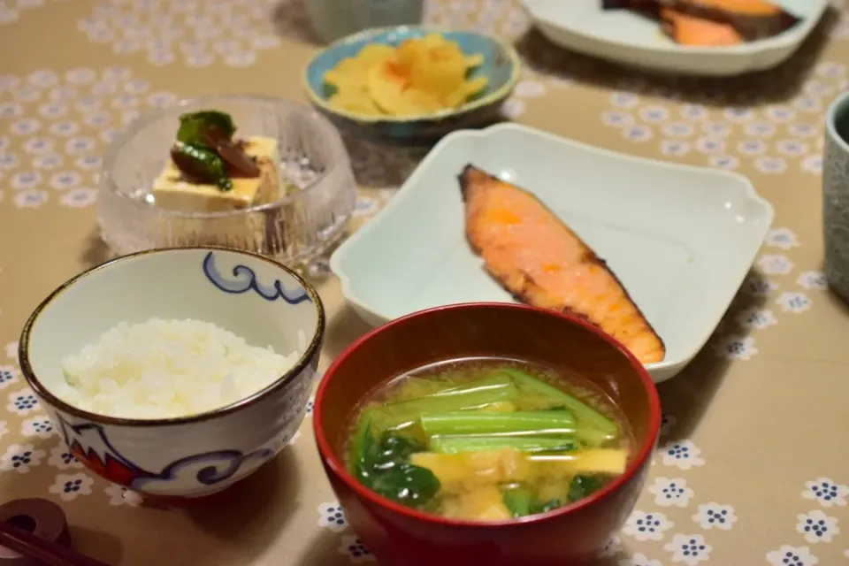 鮭の味噌漬け定食|うにんぱすさん