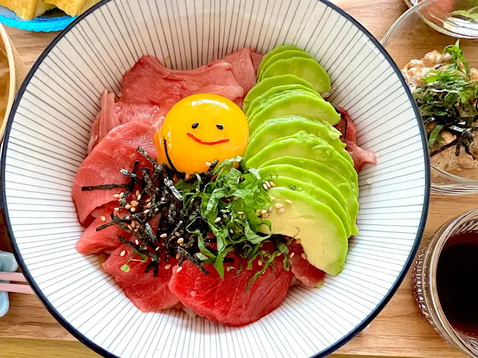 Snapdishの料理写真:まぐろ丼|さっちんさん