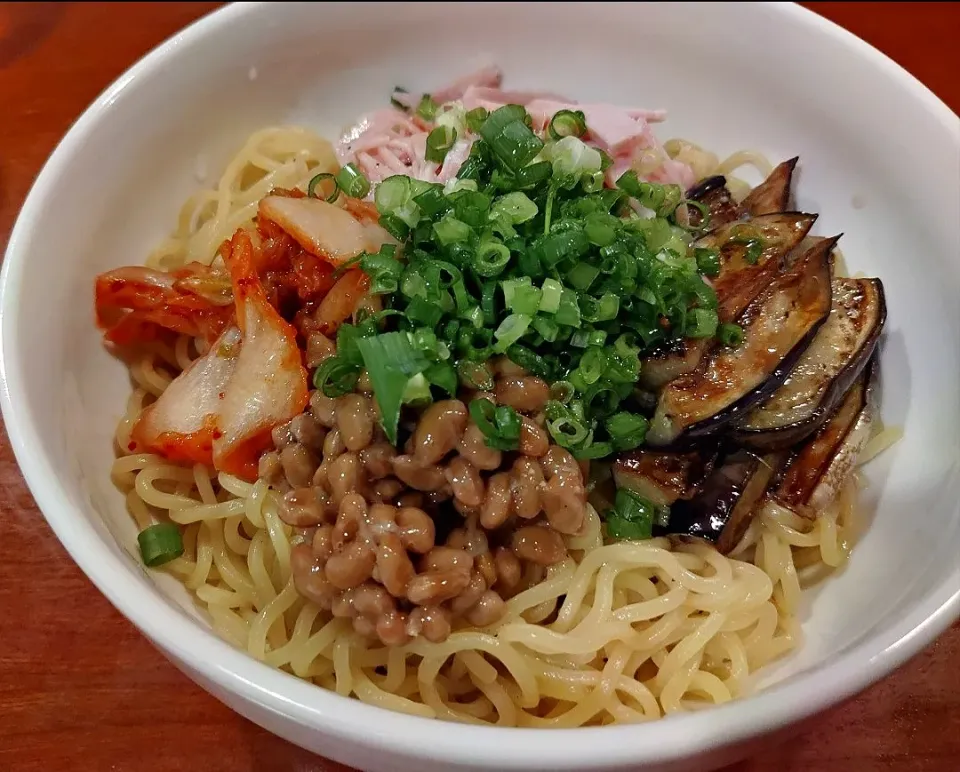 茄子と納豆の冷やしラーメン|Funky Chefさん