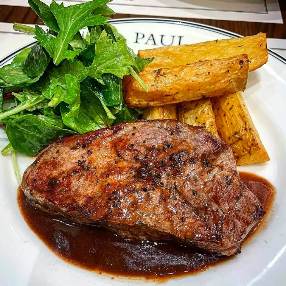 Sirloin Steak 🥩
...
...
Mmmmm... Super Tender & Juicy 🤤|An'leeさん