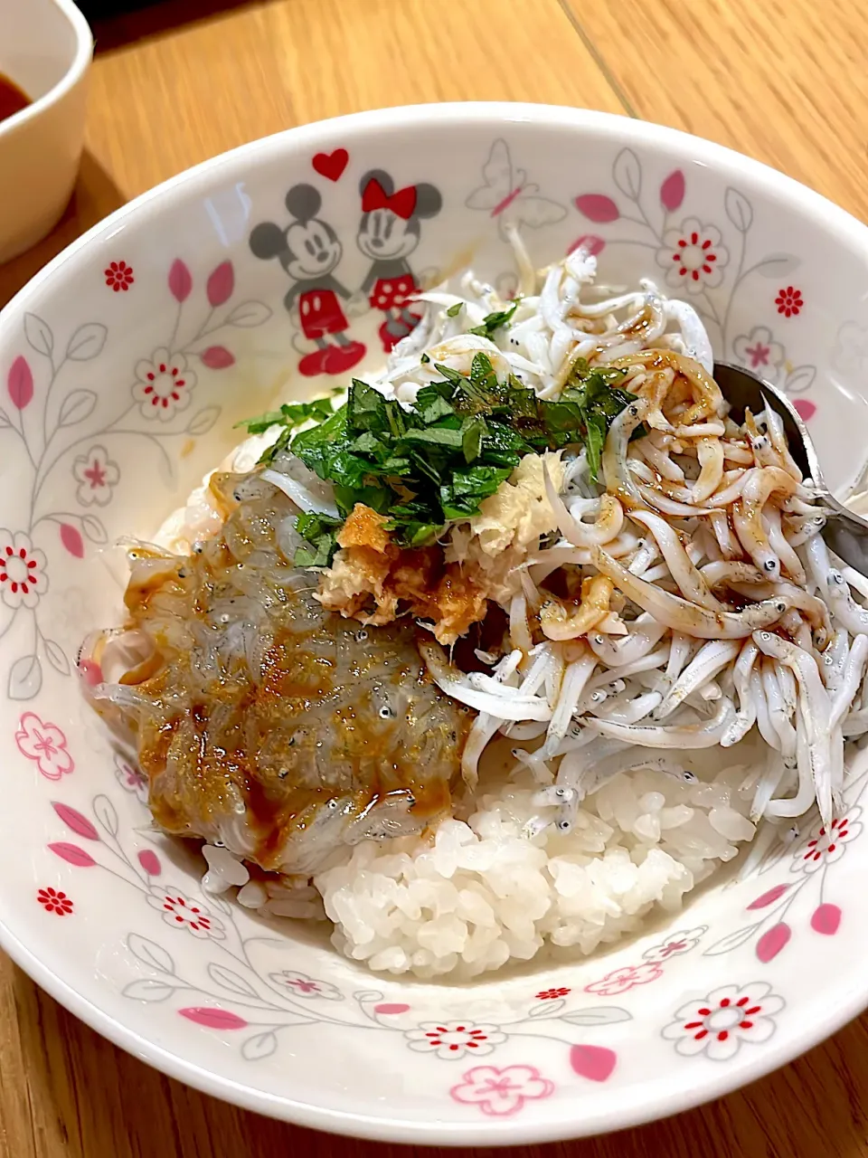 生しらす丼|ただの栄養士さん