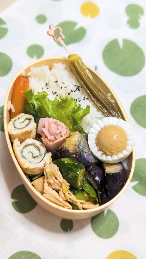 本日のお弁当〜Alohaさんのお料理〜オクラの浅漬弁当〜くるくるササミロール添え|f.1125beさん