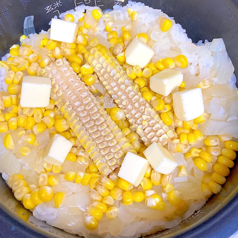 とうもろこしご飯🌽|akkoさん