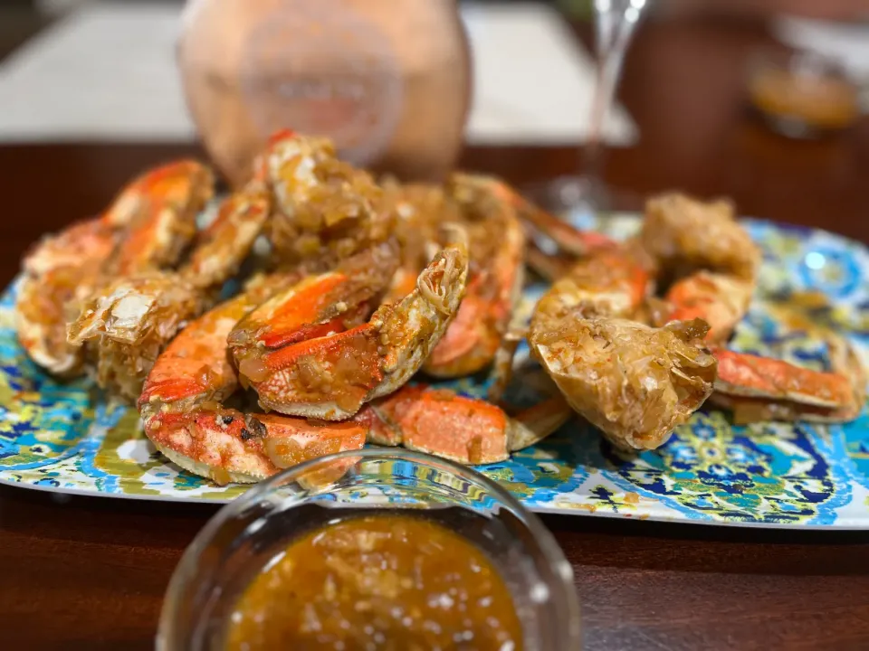 Crab legs with spicy Indonesian Style Sambal Sauce|Laki Maikaʻiさん