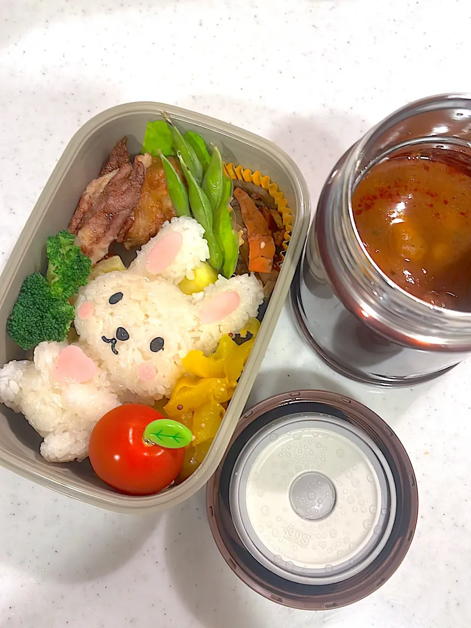 うさぎちゃんカレー弁当|マキマキさん